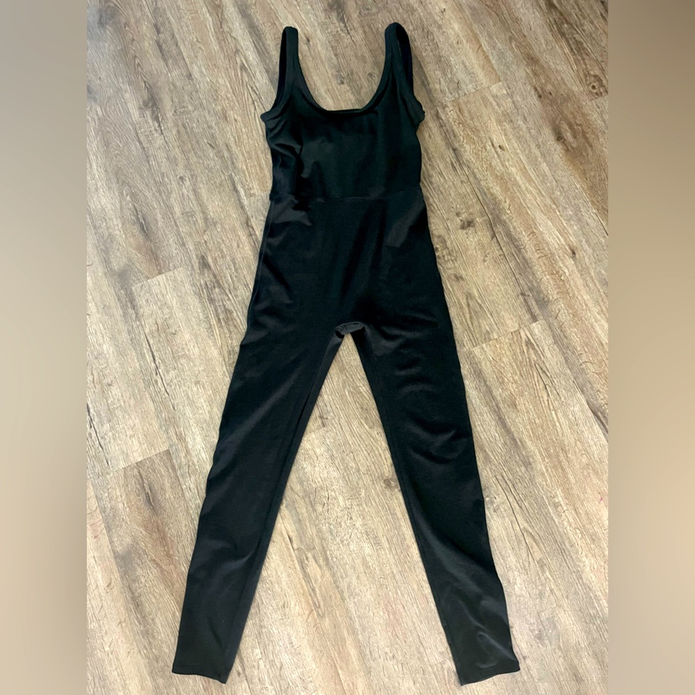 Vuori Black Sleeveless Jumpsuit Romper